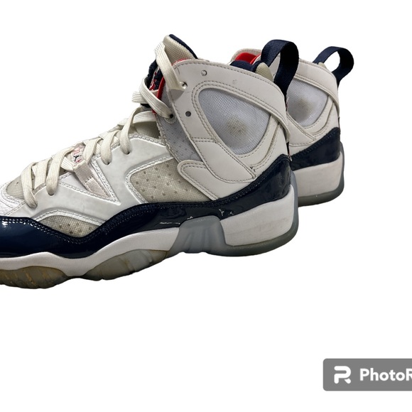 Very Good Condition, Nike Jordan JumpMan High-Tops, Size 6Y, white and navy - Picture 5 of 5